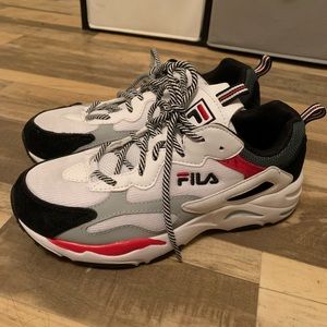 Fila ray tracer shoes